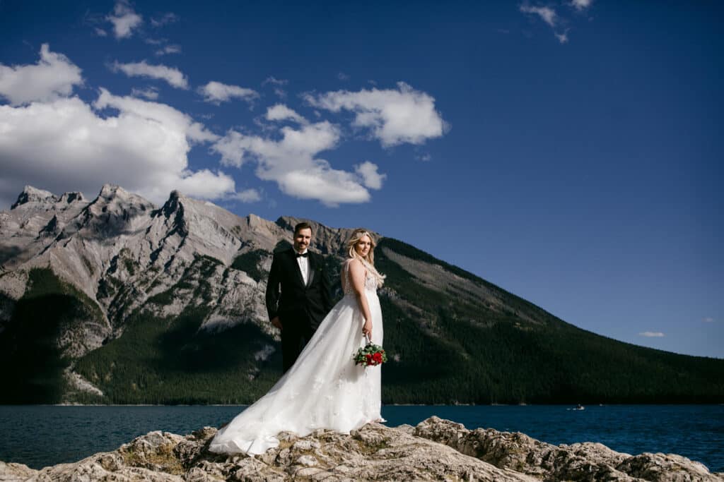 Lake-minnewanka-wedding
